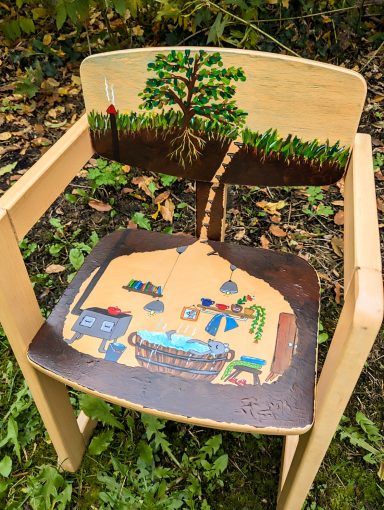 handbemalter Kinderstuhl
